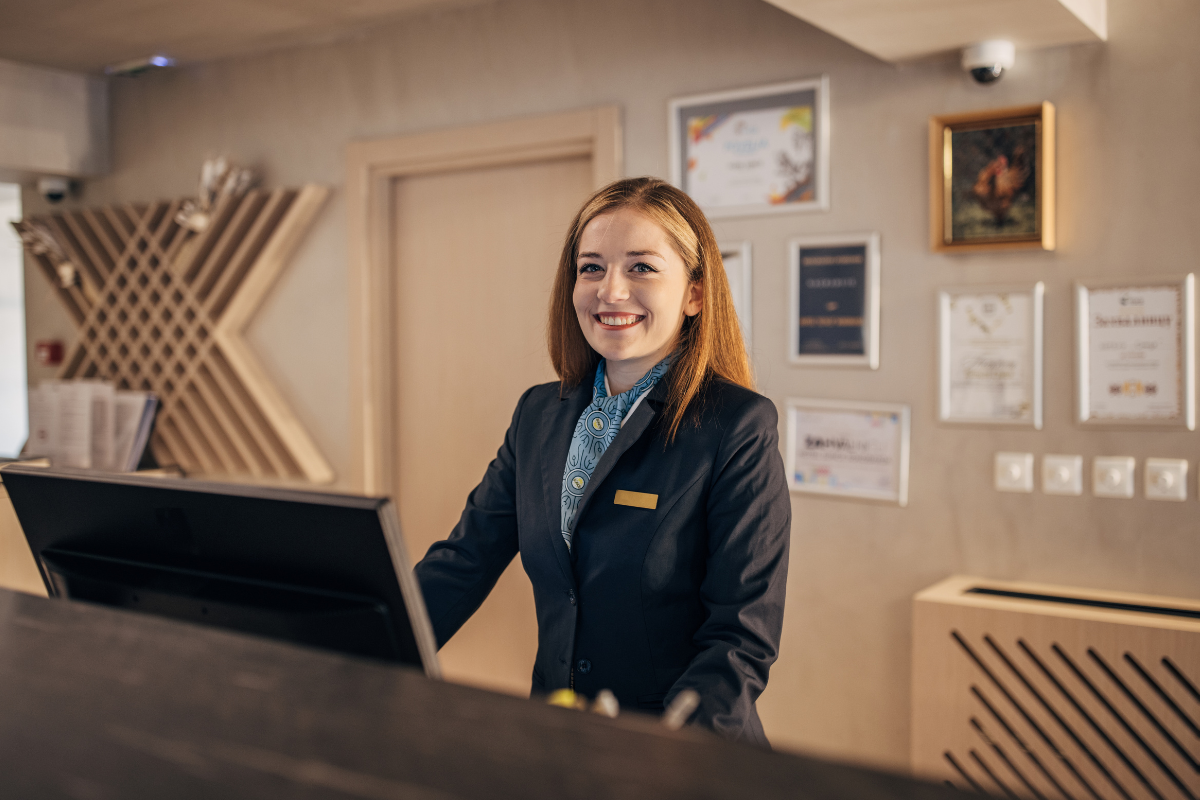 How to Get Job in 5-Star Hotel in India