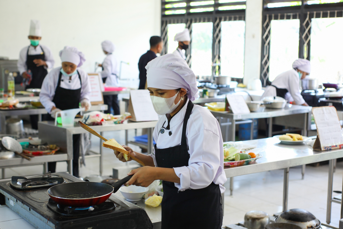 commis chef job description