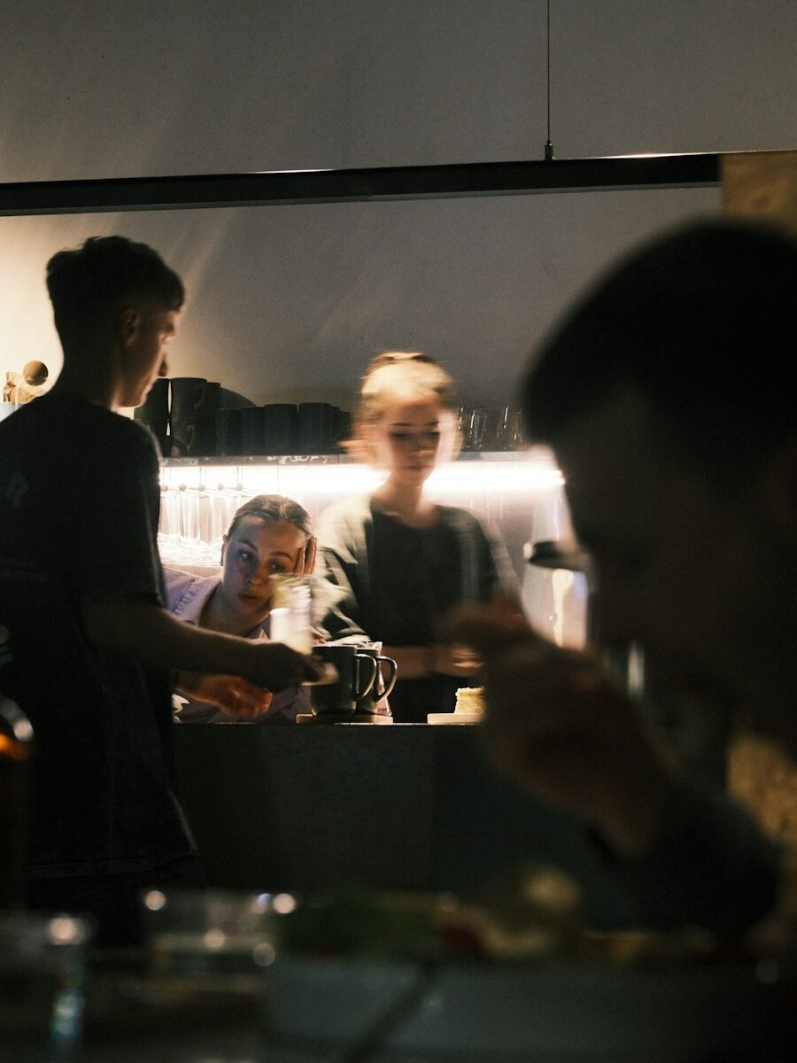 Restaurant Guest Seating Assistant Jobs: 7 Interview Tips