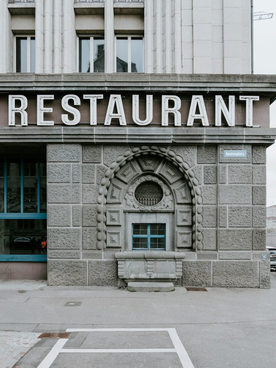 Restaurant Beverage Service Lead Hiring: 7 Tests