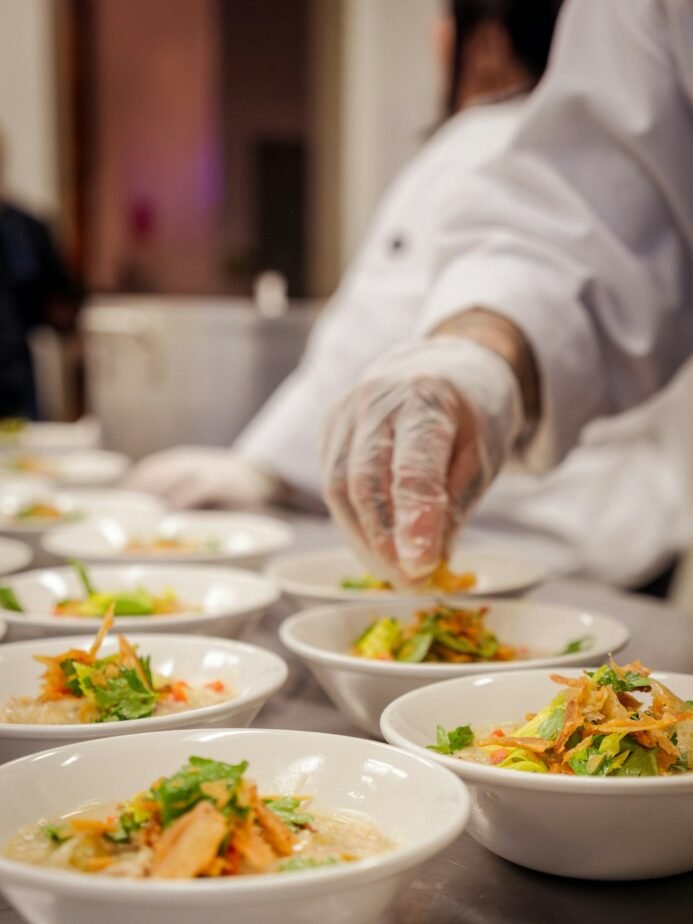 Restaurant Food Allergy SOP: Guest Request & Allergen Log 1 Chef carefully preparing plated food in a kitchen