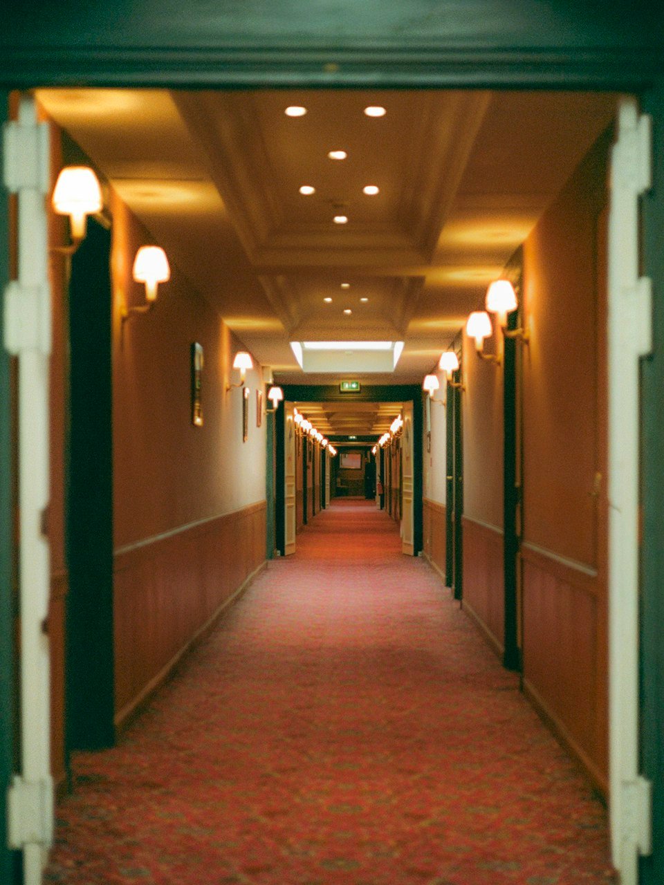 Hotel interior and guest-room finishings